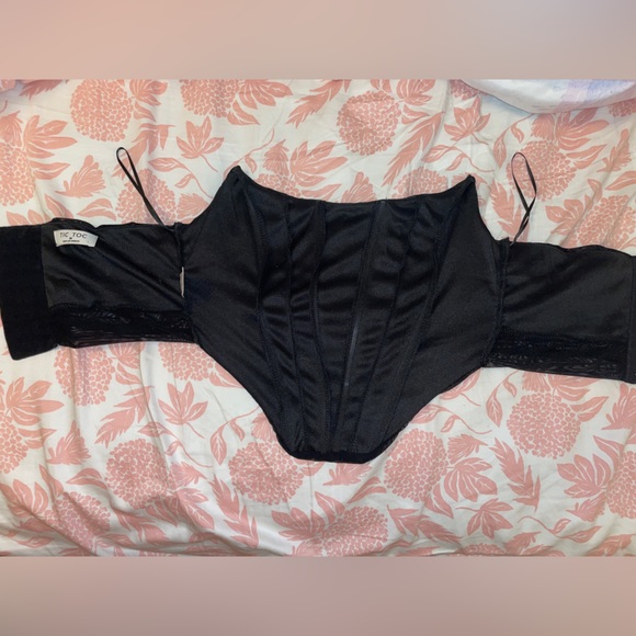 Amazon Strapless Black Corset Top - Picture 2 of 5
